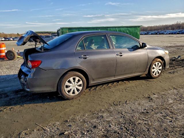 Toyota Corolla Base Image 3