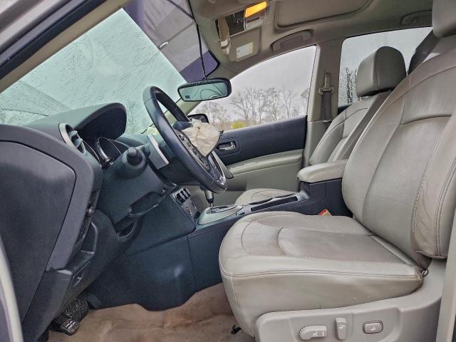 Nissan Rogue S Image 3