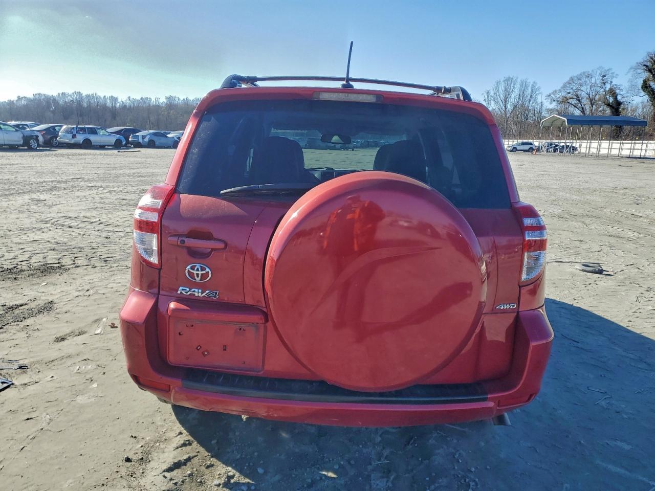 Toyota RAV4 Limited Image 6