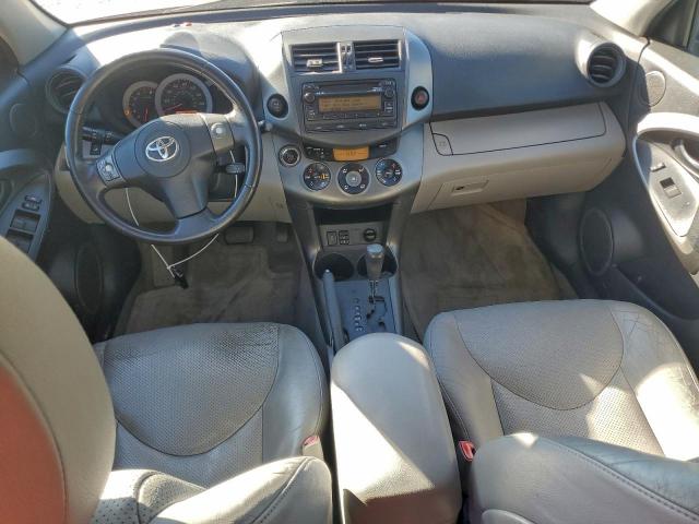 Toyota RAV4 Limited Image 12