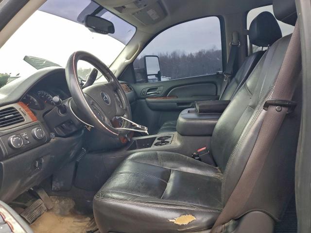 Chevrolet Silverado K2500 Heavy Duty Ltz Image 6