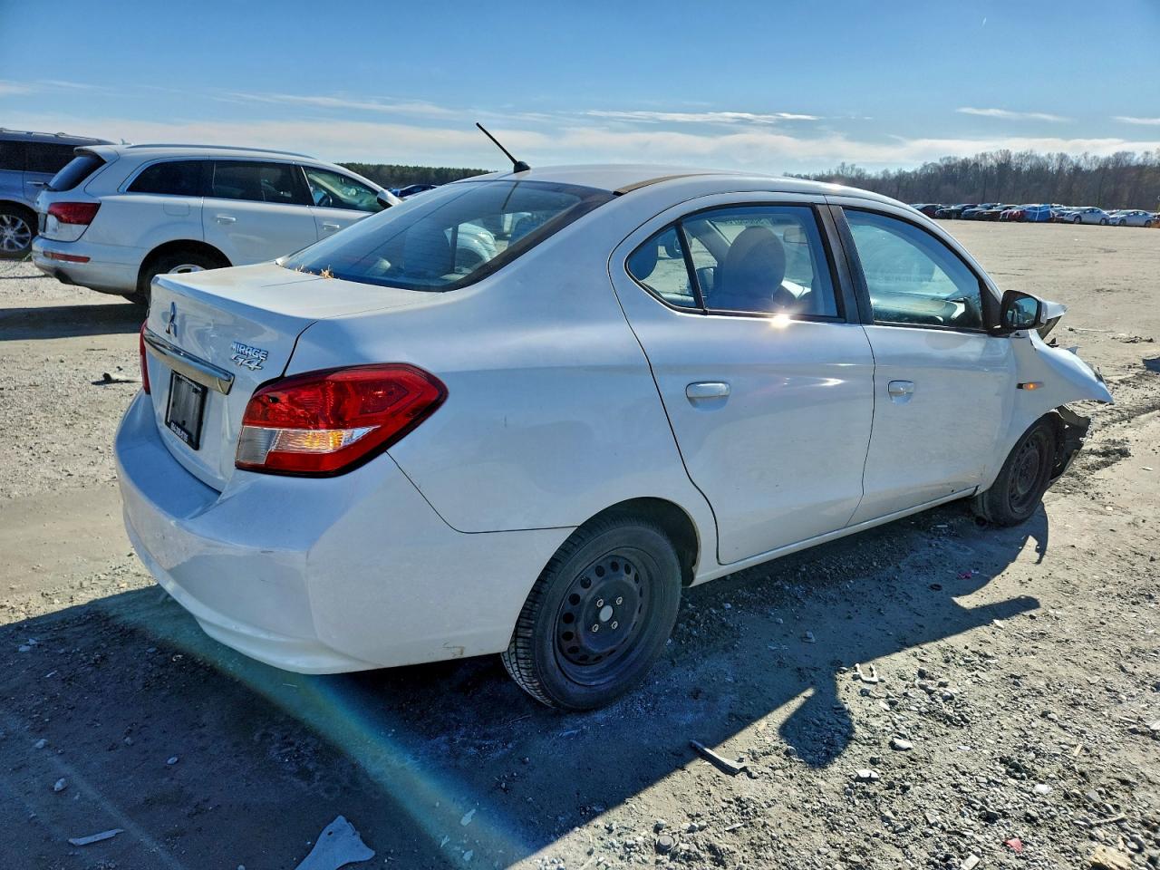 Mitsubishi Mirage G4 Es Image 5