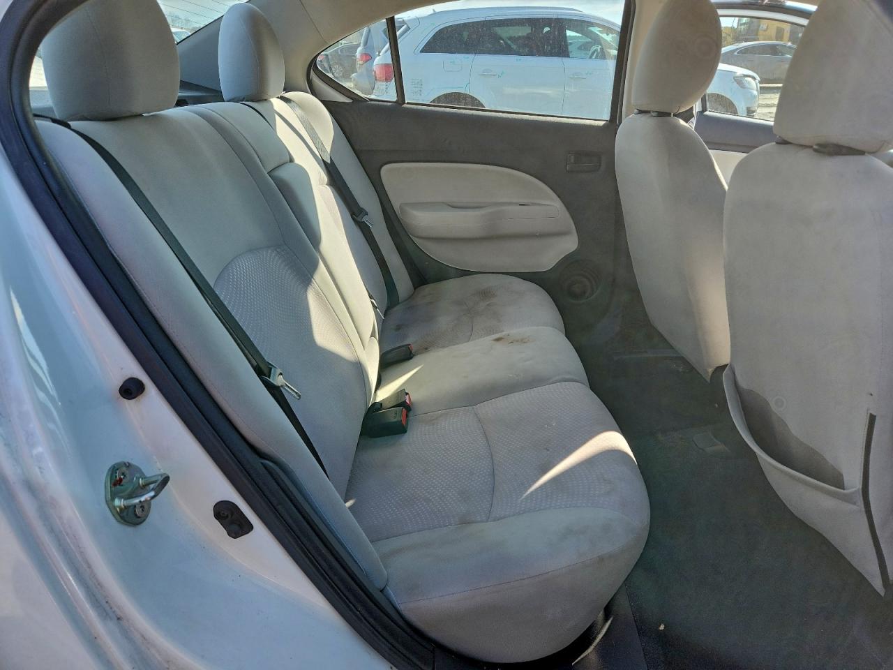 Mitsubishi Mirage G4 Es Image 3