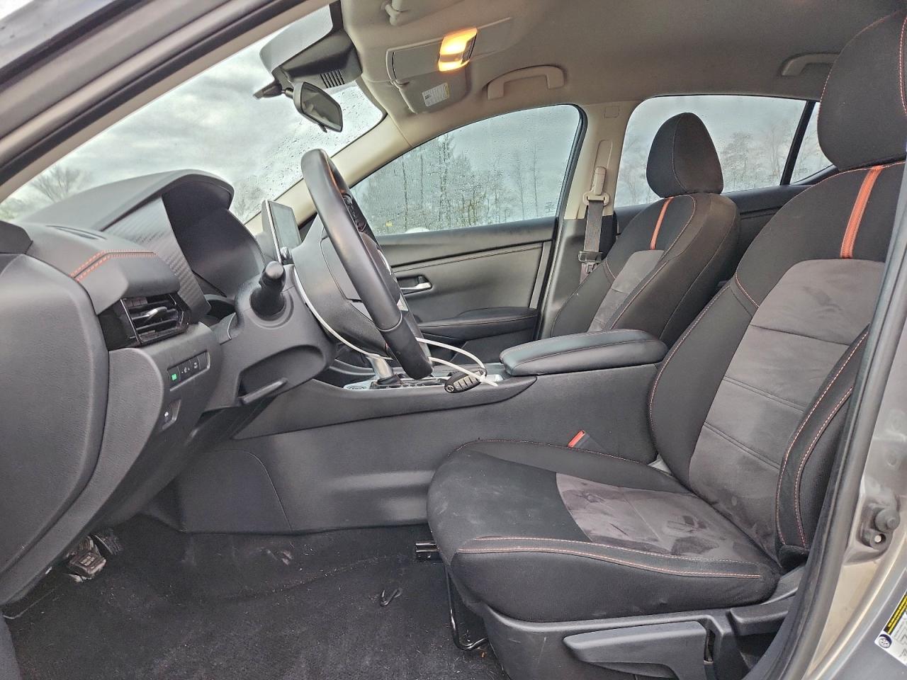 Nissan Sentra Sr Image 9