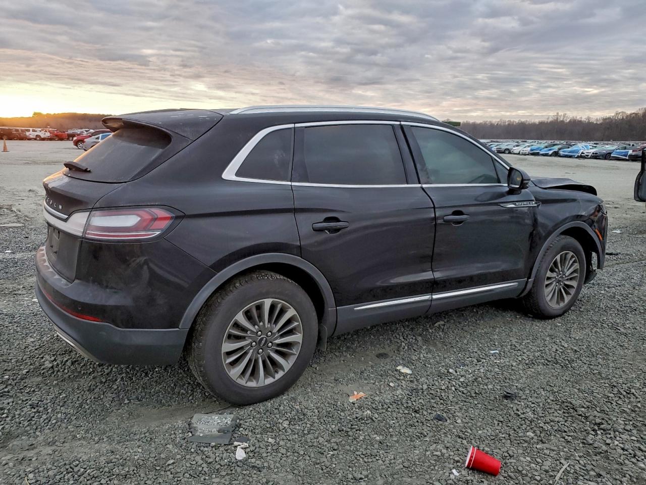 Lincoln Nautilus Image 5