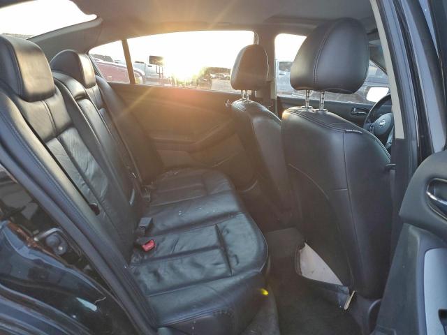 Nissan Altima 2.5 Image 11