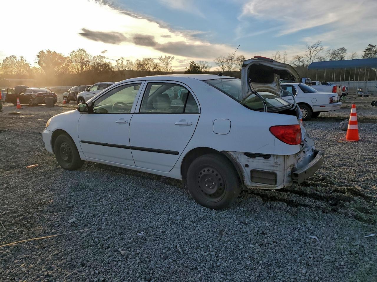 Toyota Corolla Ce Image 12