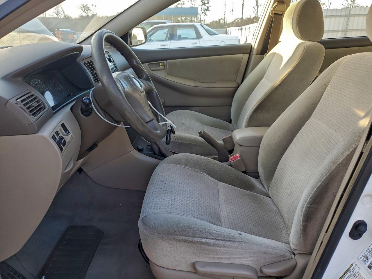 Toyota Corolla Ce Image 2