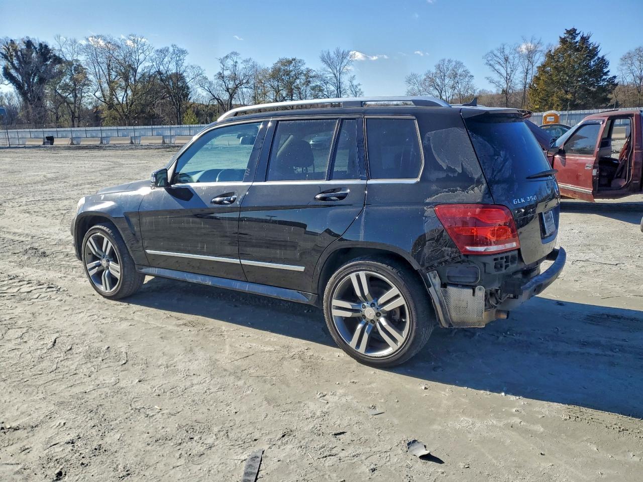 Mercedes-Benz GLK 350 Image 2