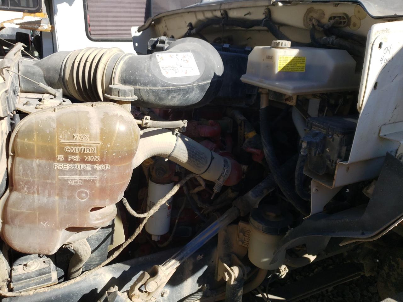 Ford F-650 Super Duty Image 10