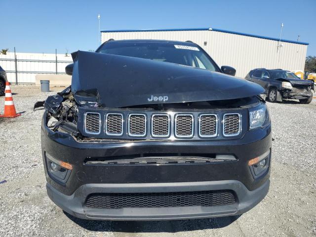 Jeep Compass Latitude Image 5