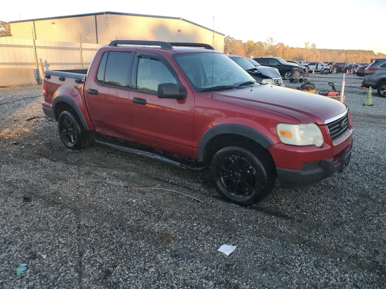 Ford Explorer Xlt Image 3
