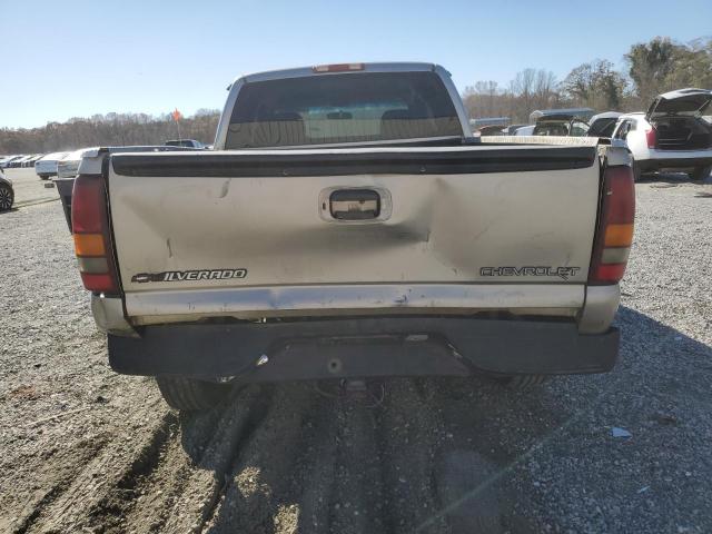 Chevrolet Silverado C1500 Image 2