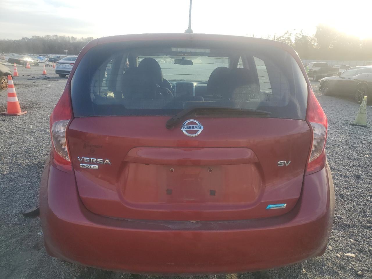 Nissan Versa S Image 4
