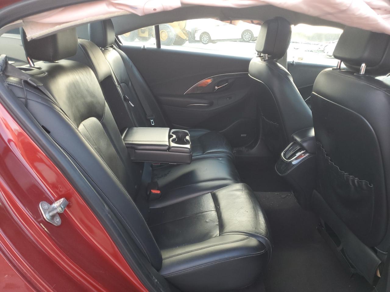 Buick LaCrosse Premium Image 2