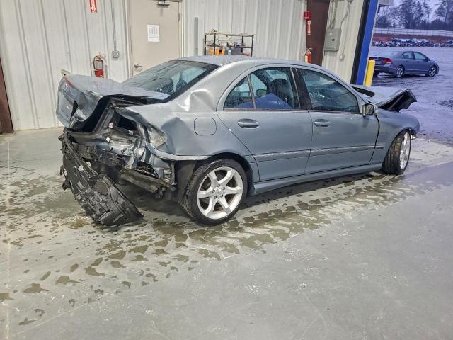 Mercedes-Benz C-Class 230 Image 6