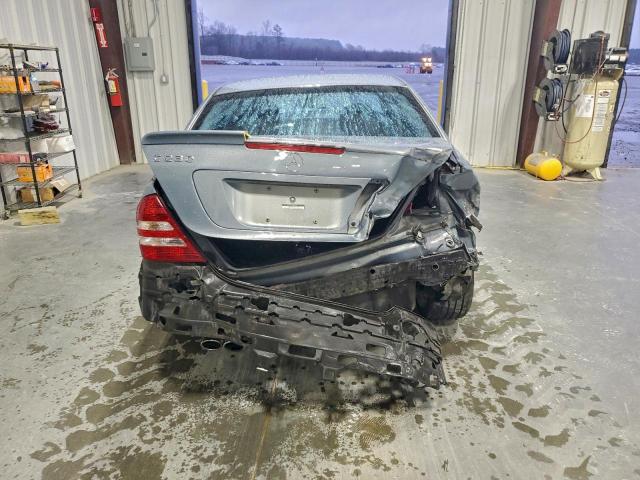 Mercedes-Benz C-Class 230 Image 10