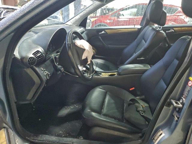 Mercedes-Benz C-Class 230 Image 3