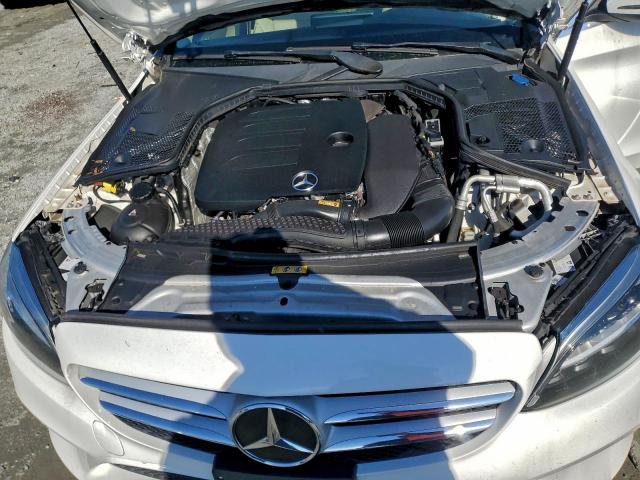 Mercedes-Benz C-Class 300 4matic Image 8