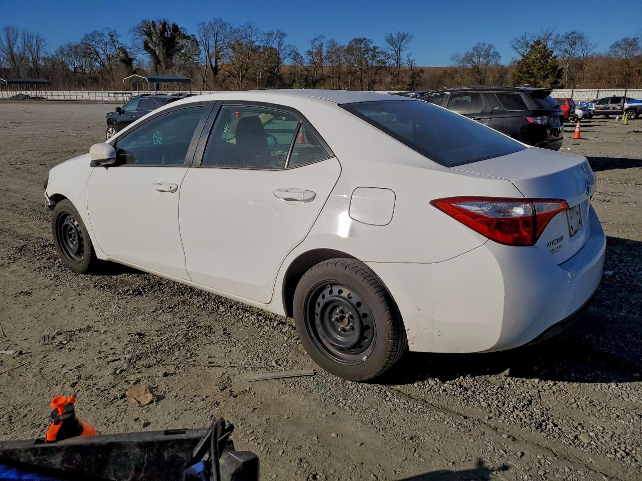 Toyota Corolla L Image 3