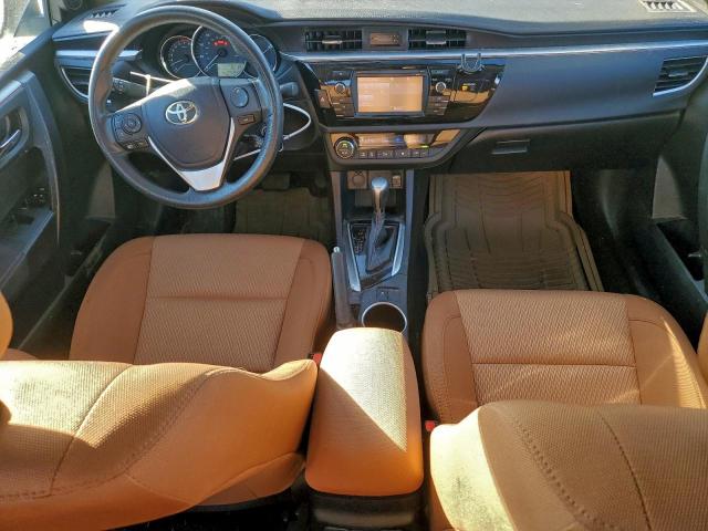 Toyota Corolla L Image 4