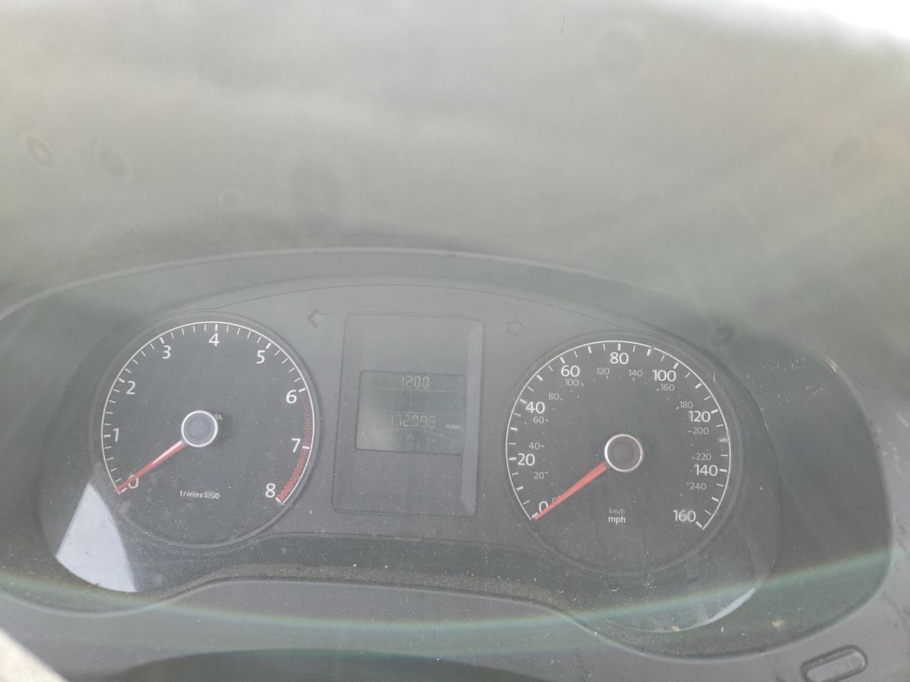 Volkswagen Jetta Base Image 4