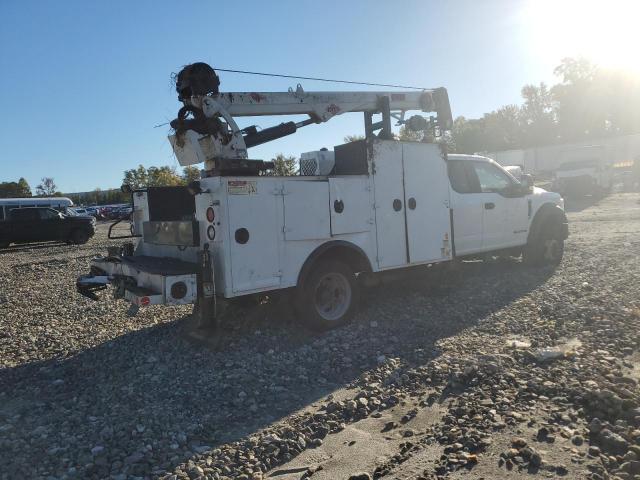 Ford F-550 Super Duty Image 2