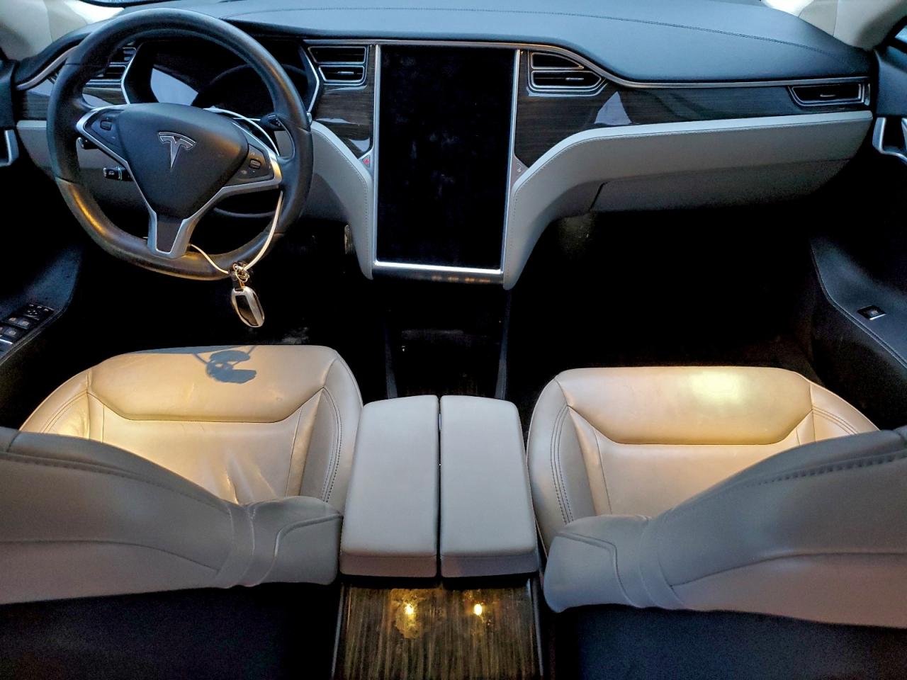 Tesla Model S 70d Image 12