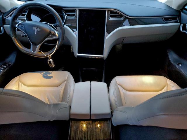 Tesla Model S 70d Image 12