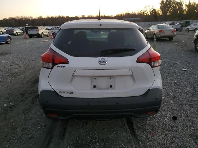 Nissan Kicks S Image 2