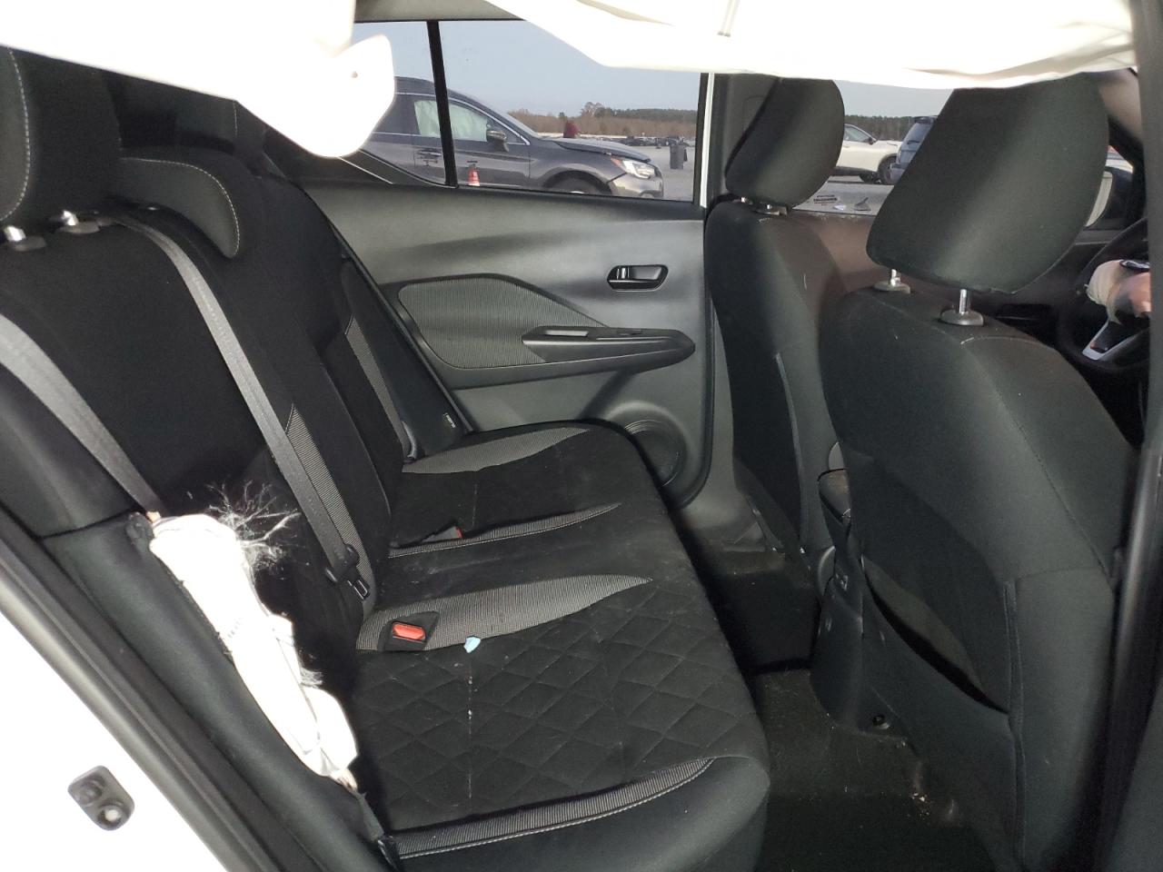 Nissan Kicks S Image 12