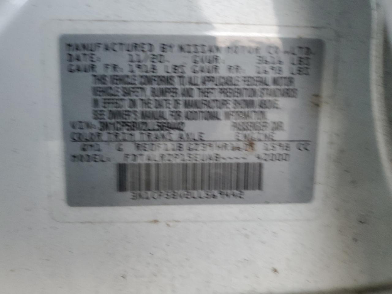 Nissan Kicks S Image 7