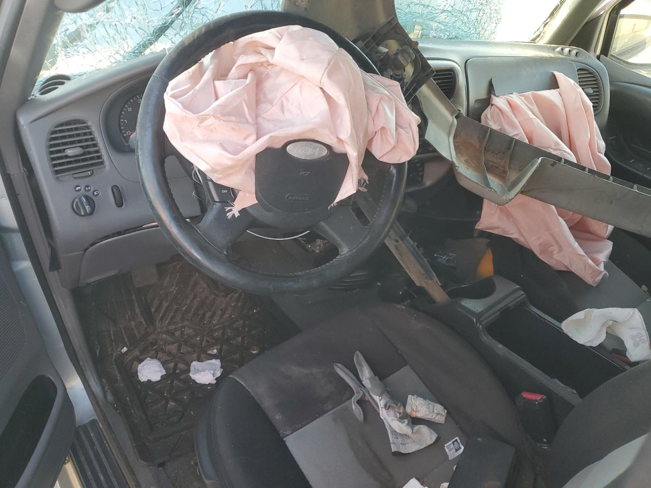 Ford Ranger Super Cab Image 8