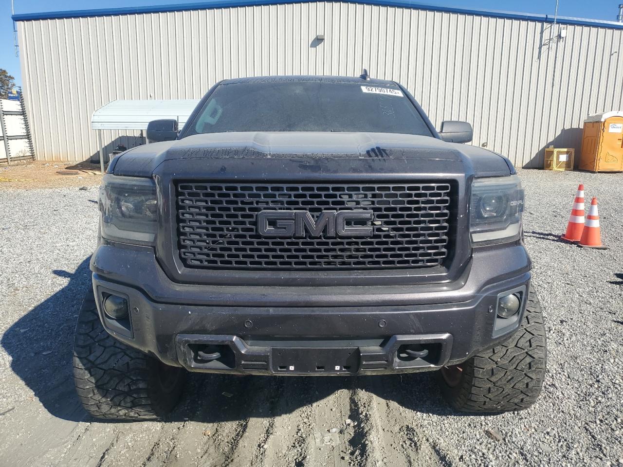 GMC Sierra K1500 Denali Image 10