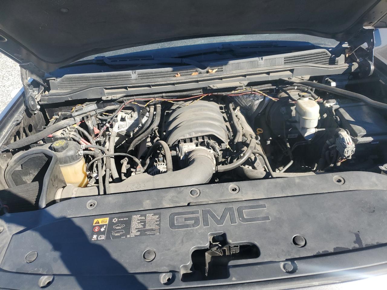 GMC Sierra K1500 Denali Image 9