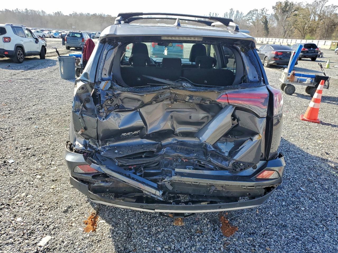 Toyota RAV4 Adventure Image 5