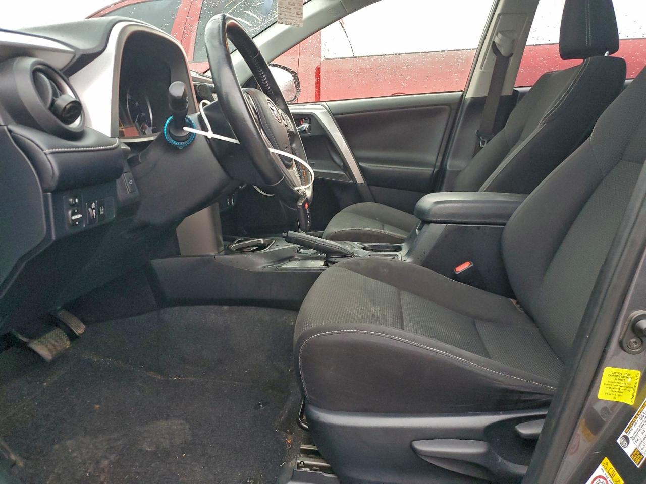 Toyota RAV4 Adventure Image 11