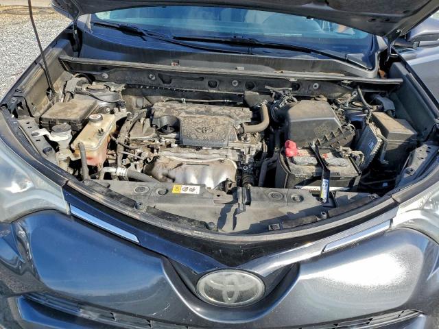 Toyota RAV4 Adventure Image 10