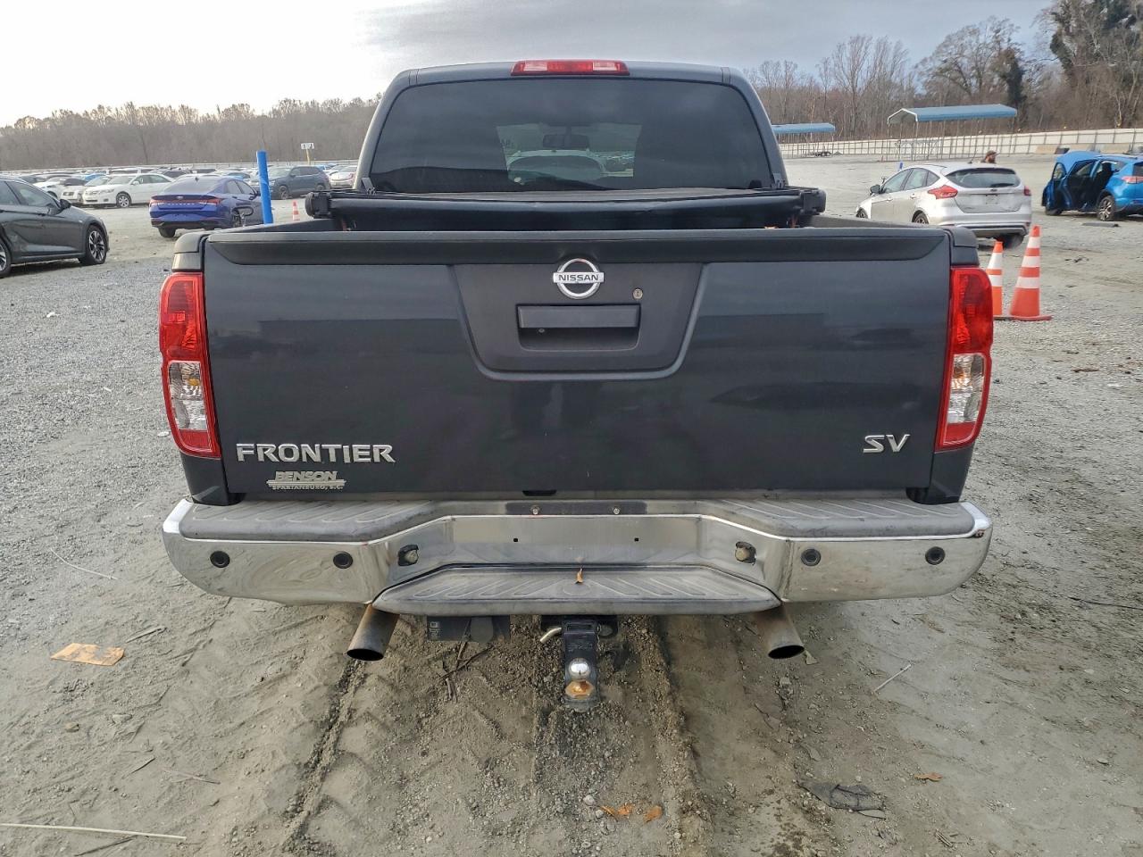 Nissan Frontier S Image 4