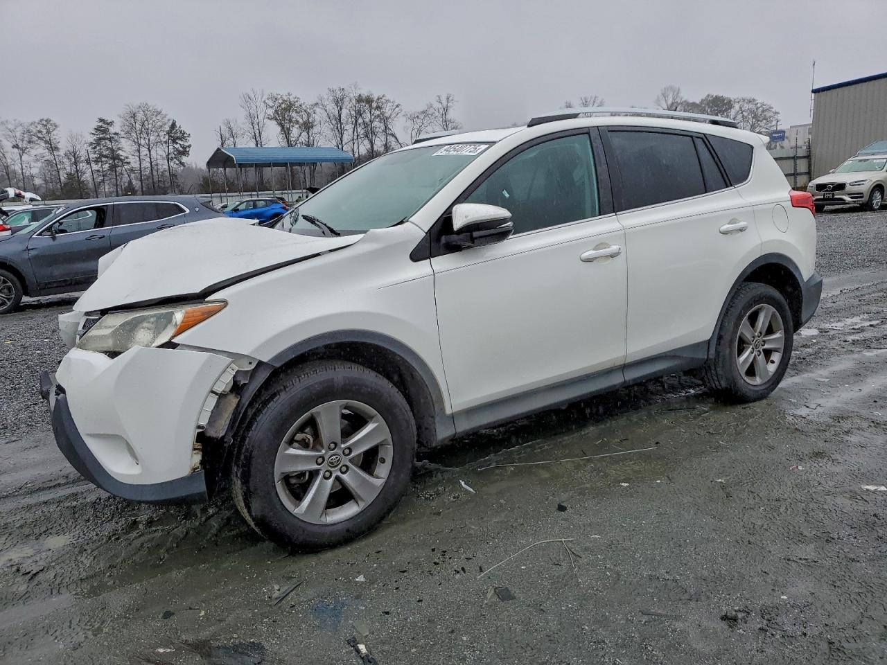 Toyota RAV4 Xle Image 1