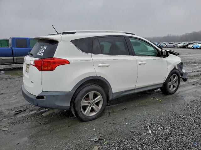 Toyota RAV4 Xle Image 10
