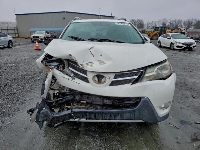 Toyota RAV4 Xle Image 4