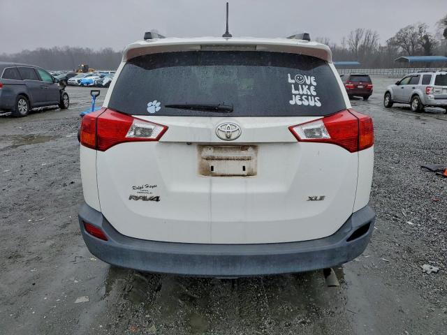 Toyota RAV4 Xle Image 12