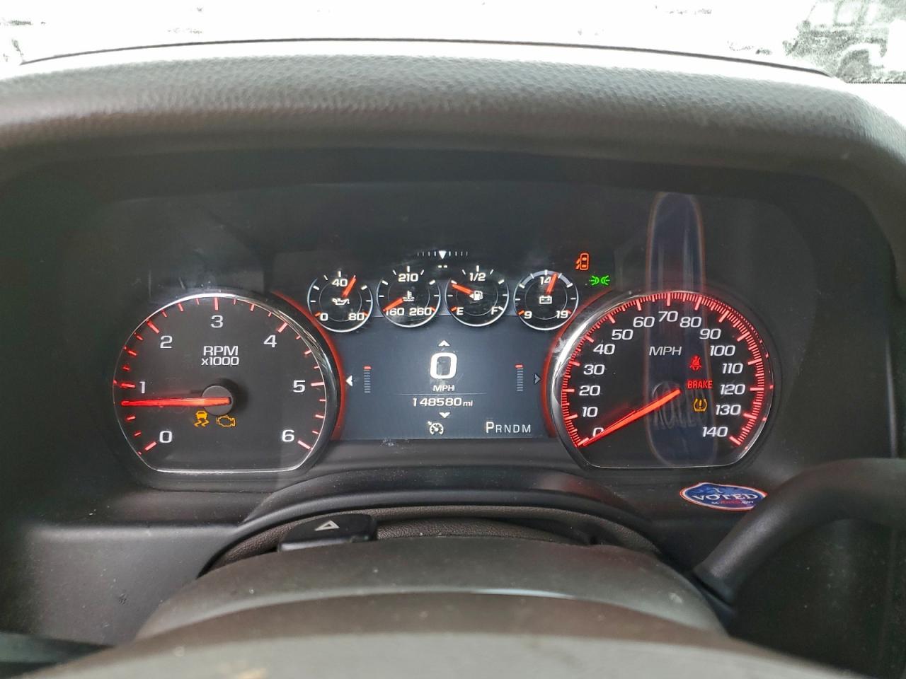 GMC Yukon Denali Image 13