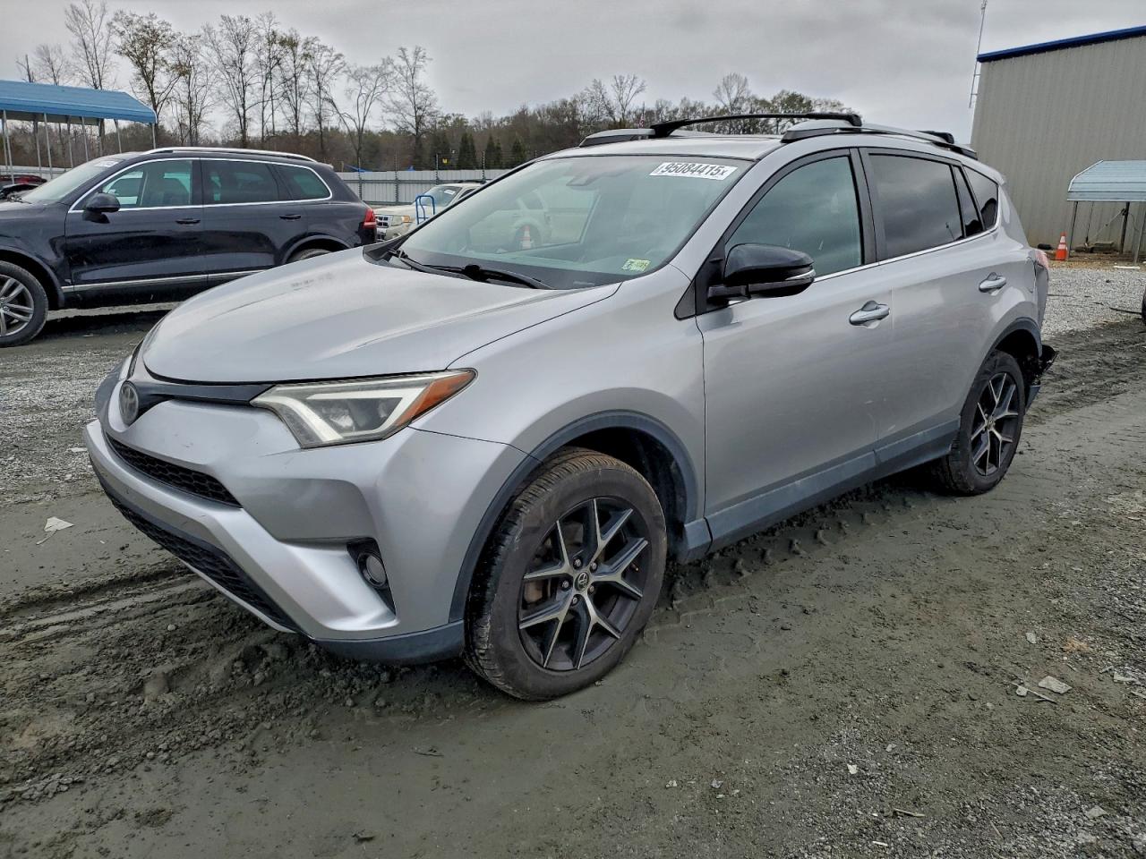 Toyota RAV4 Se Image 1