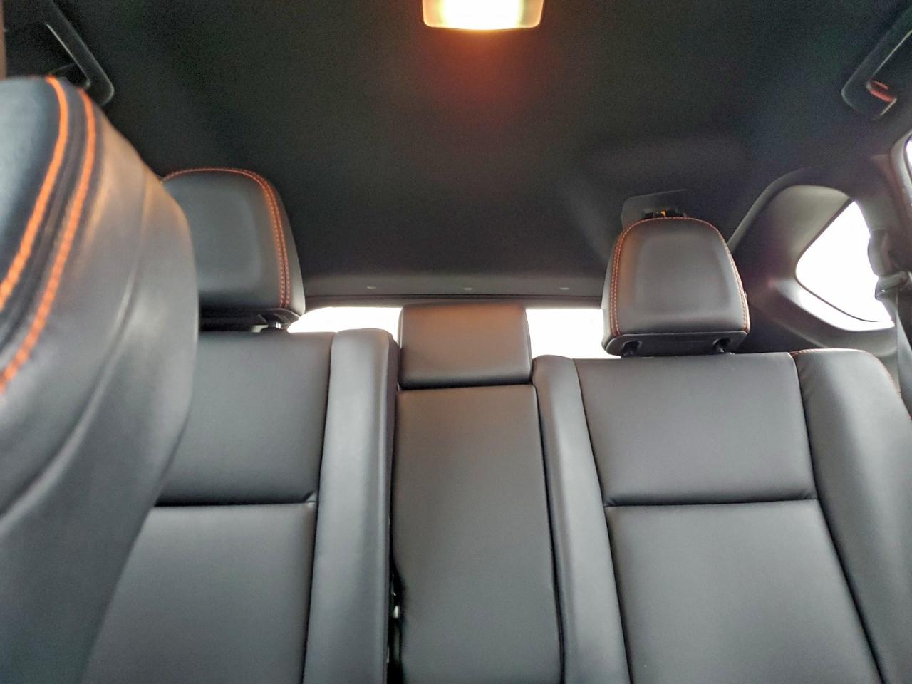 Toyota RAV4 Se Image 12