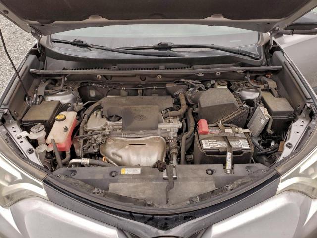 Toyota RAV4 Se Image 11