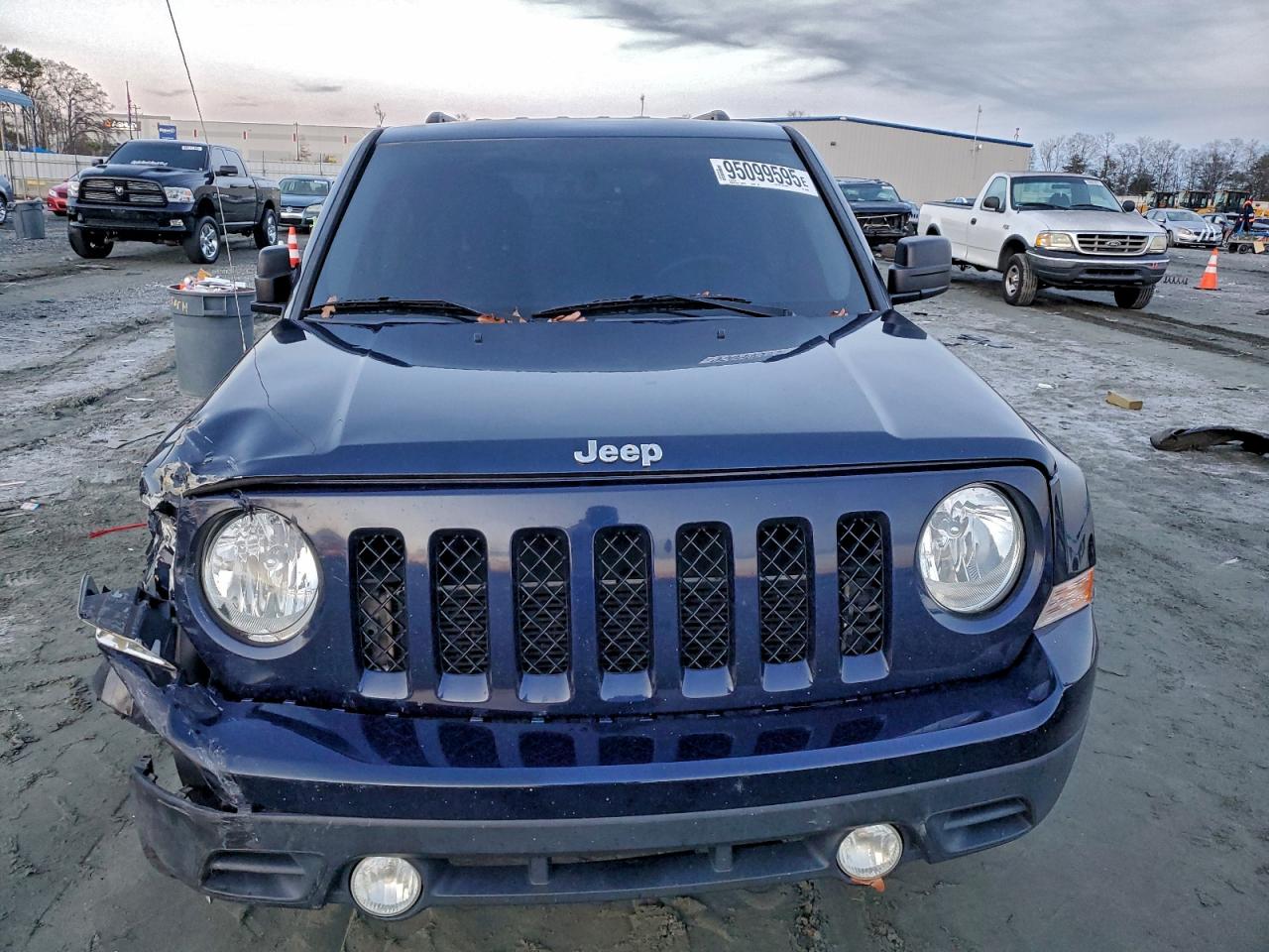 Jeep Patriot Sport Image 6