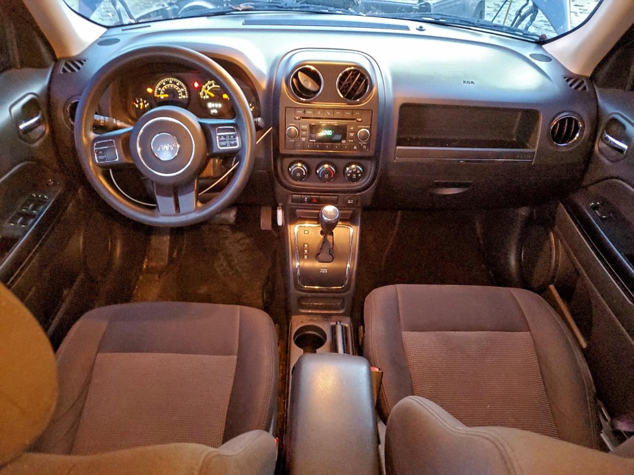 Jeep Patriot Sport Image 10