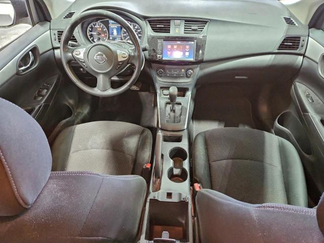 Nissan Sentra S Image 2